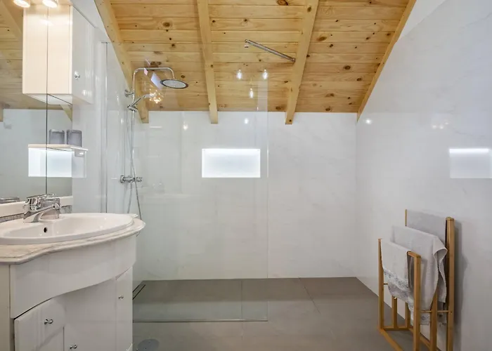 Mountain Retreat By Homie * Porto Moniz